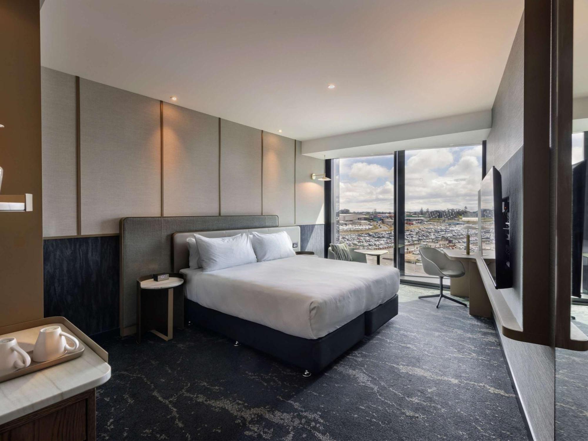 Hotel Pullman Auckland Airport Zewnętrze zdjęcie A room at the hotel
